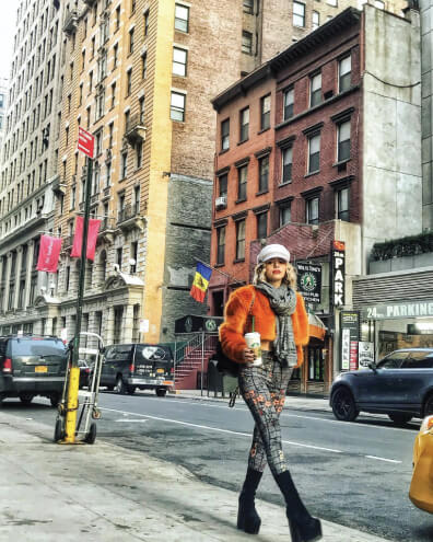 Larisa Love instagram